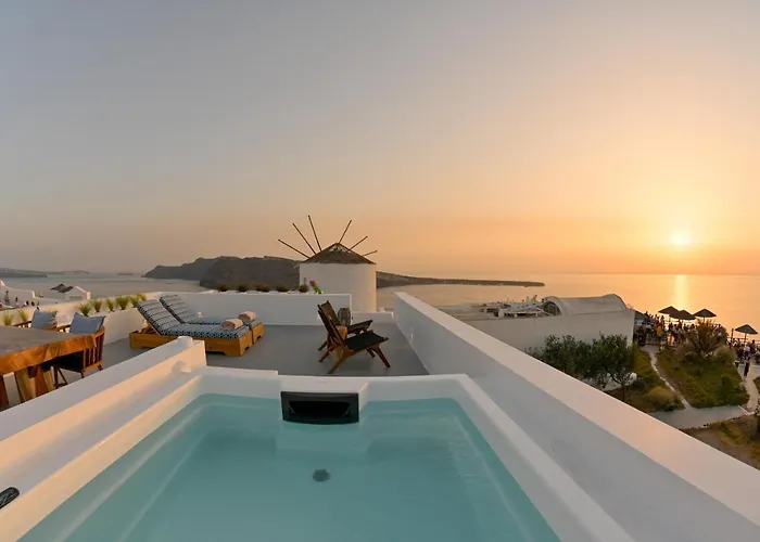 Cape Suite Oia